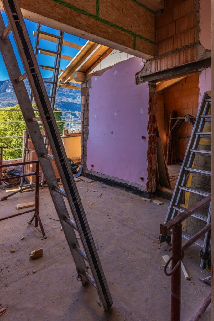 DSC05130 Risanamento casa a Egna