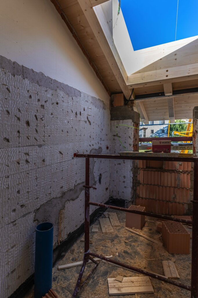 DSC05132 Risanamento casa a Egna