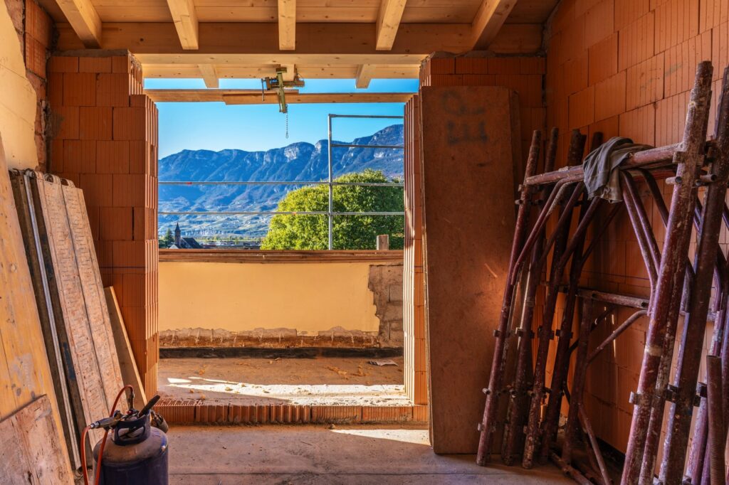 DSC05141 Risanamento casa a Egna